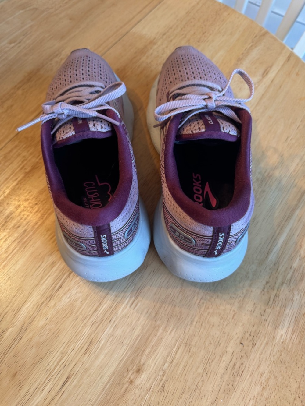 Brooks Women's Running Shoes in Mauve and Plum - Picture 4 of 4